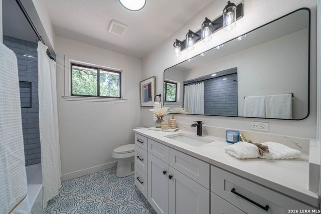 118 Tophill, San Antonio, TX 78209