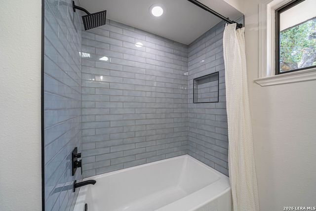 118 Tophill, San Antonio, TX 78209