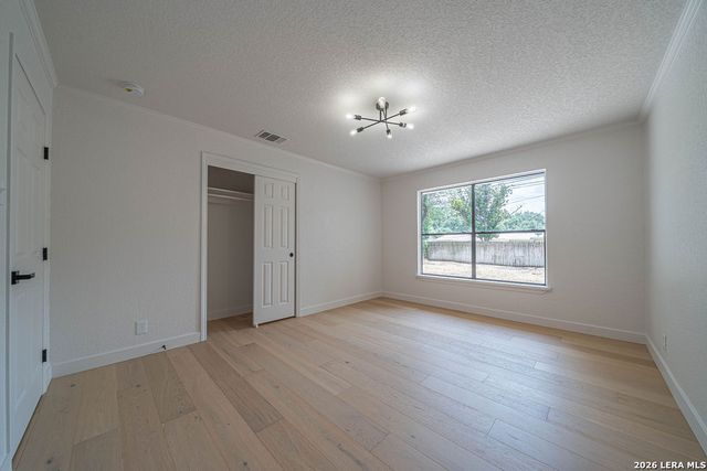 118 Tophill, San Antonio, TX 78209