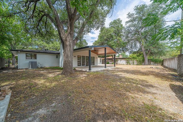 118 Tophill, San Antonio, TX 78209