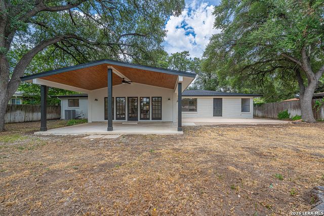 118 Tophill, San Antonio, TX 78209