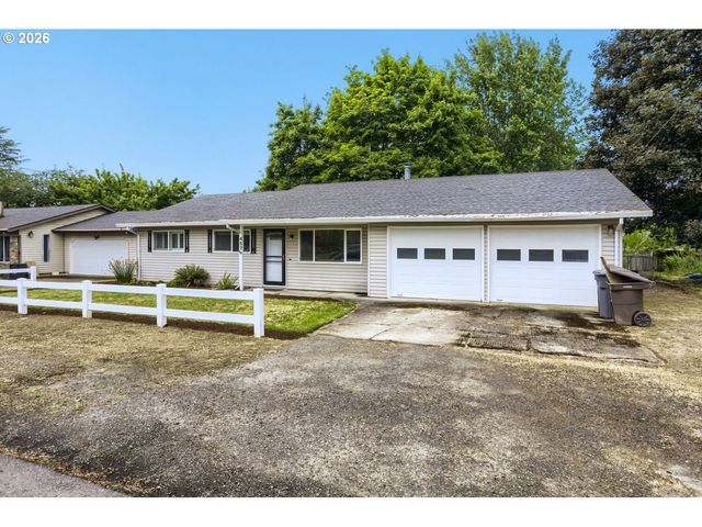457 Nw YONIA Ct, Hillsboro, OR 97124