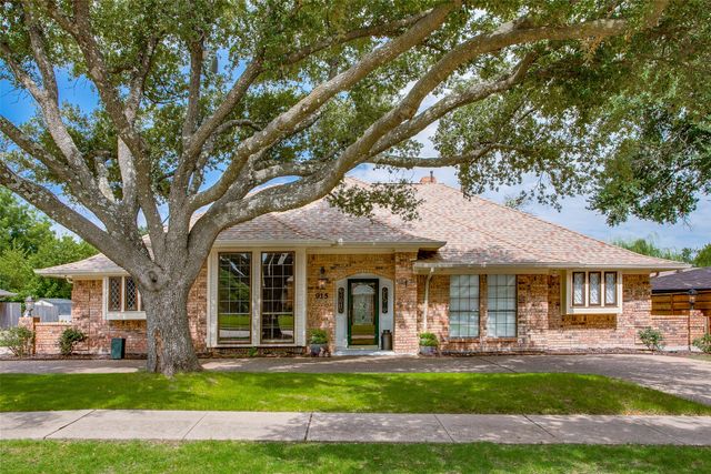 915 Tiffany Lane, Mesquite, TX 75149