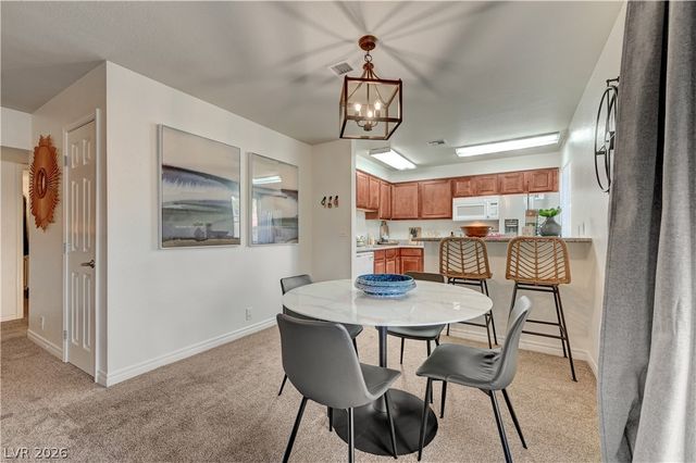 5220 Indian River Drive 280, Las Vegas, NV 89103