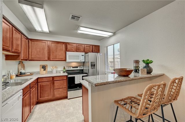 5220 Indian River Drive 280, Las Vegas, NV 89103