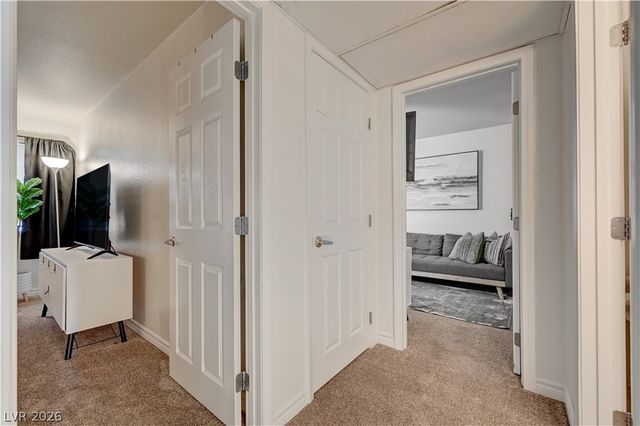 5220 Indian River Drive 280, Las Vegas, NV 89103