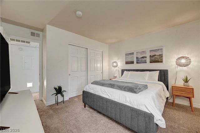 5220 Indian River Drive 280, Las Vegas, NV 89103
