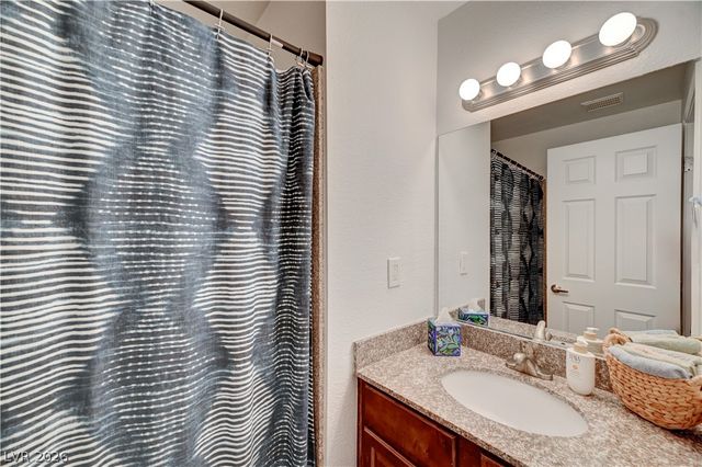 5220 Indian River Drive 280, Las Vegas, NV 89103