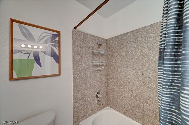 5220 Indian River Drive 280, Las Vegas, NV 89103