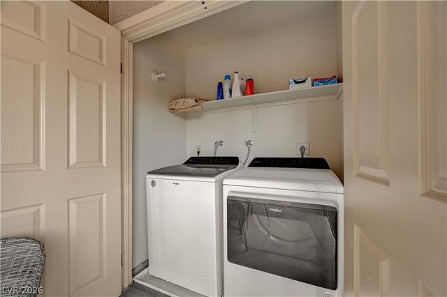 5220 Indian River Drive 280, Las Vegas, NV 89103