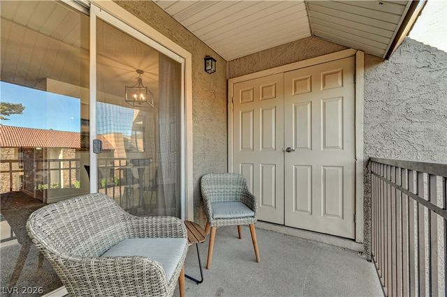 5220 Indian River Drive 280, Las Vegas, NV 89103