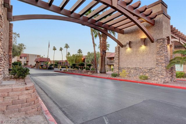 5220 Indian River Drive 280, Las Vegas, NV 89103