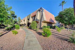 5220 Indian River Drive 280, Las Vegas, NV 89103