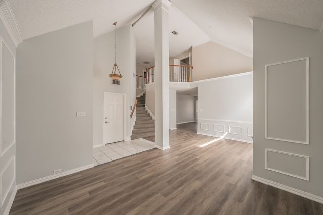 2643 Garden Ridge Lane, Arlington, TX 76006