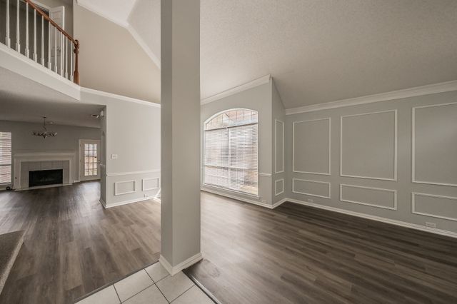 2643 Garden Ridge Lane, Arlington, TX 76006