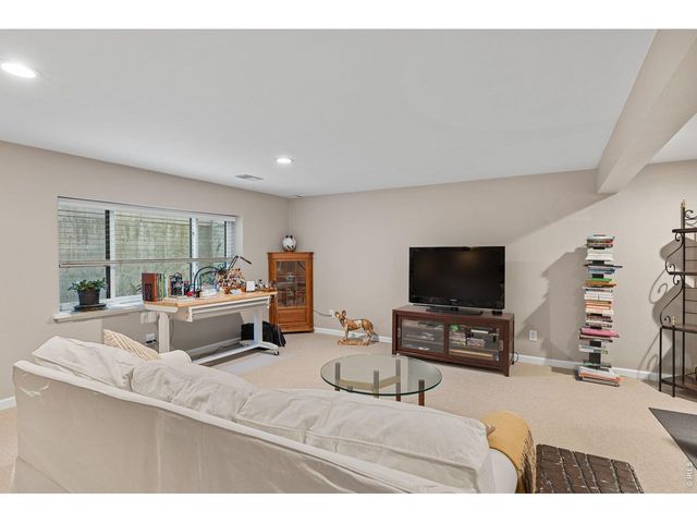 7233 Four Rivers Rd, Boulder, CO 80301