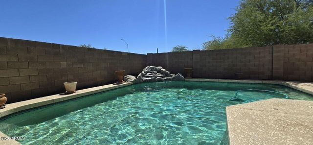 6435 W BUCKSKIN Trail, Phoenix, AZ 85083