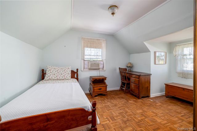 175 Lee Avenue, Hicksville, NY 11801