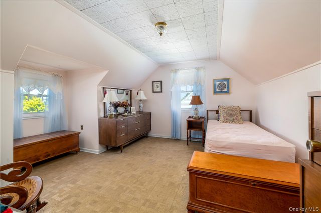 175 Lee Avenue, Hicksville, NY 11801