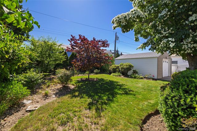 175 Lee Avenue, Hicksville, NY 11801