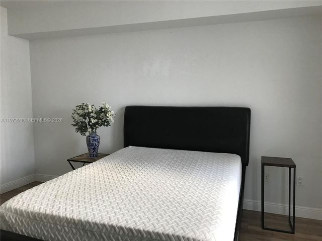 7900 Harbor Island Dr 523, North Bay Village, FL 33141