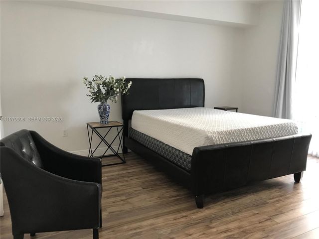 7900 Harbor Island Dr 523, North Bay Village, FL 33141