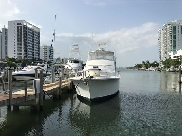 7900 Harbor Island Dr 523, North Bay Village, FL 33141