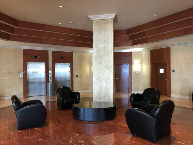 7900 Harbor Island Dr 523, North Bay Village, FL 33141