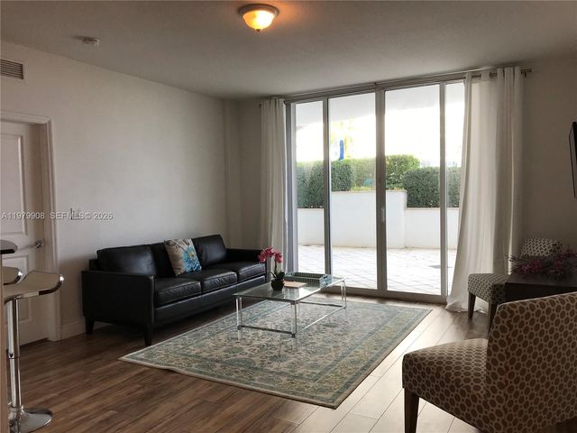 7900 Harbor Island Dr 523, North Bay Village, FL 33141