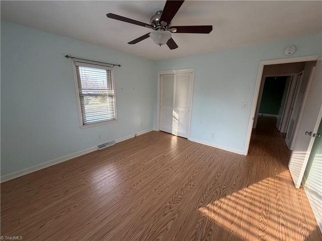 200 Arlington Street, Mount Airy, NC 27030