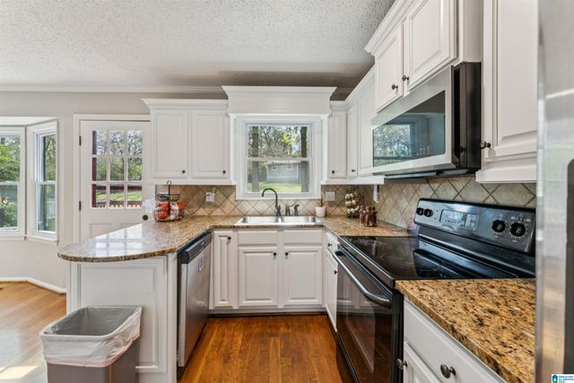 304 ASHLAND LANE, Hoover, AL 35226