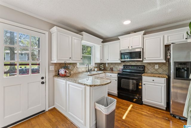 304 ASHLAND LANE, Hoover, AL 35226