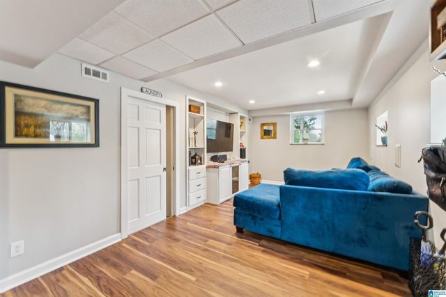 304 ASHLAND LANE, Hoover, AL 35226