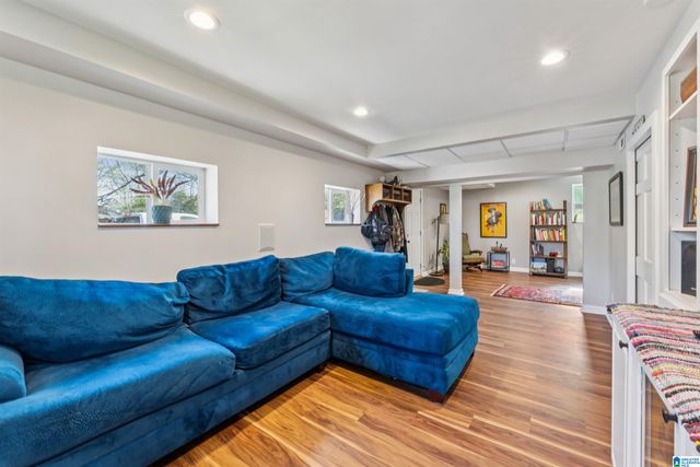 304 ASHLAND LANE, Hoover, AL 35226