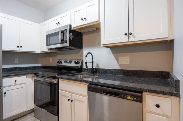 6899 POST Road 205, North Kingstown, RI 02852