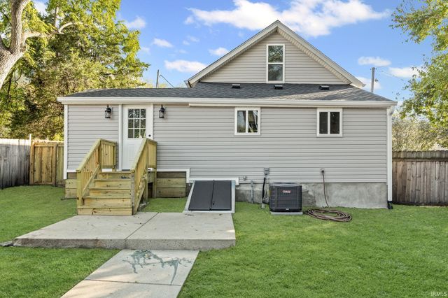 282 Smith Street, Lafayette, IN 47905