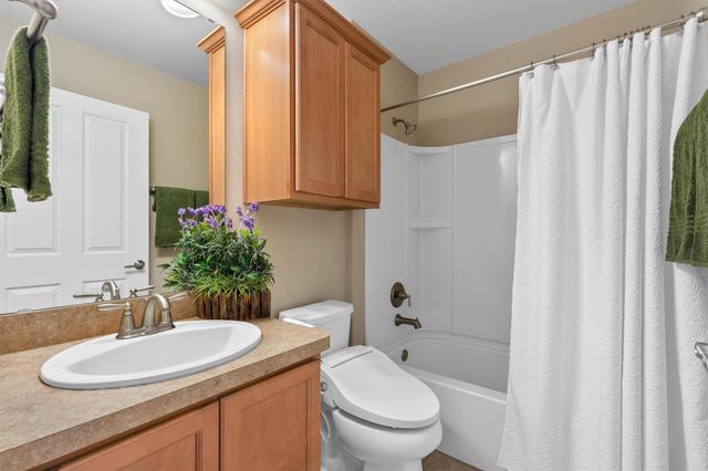 600 Salado Creek LN, Georgetown, TX 78633