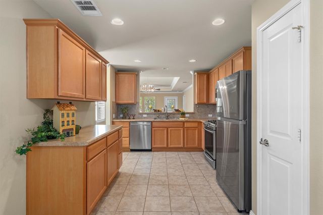 600 Salado Creek LN, Georgetown, TX 78633