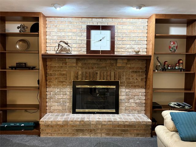 5825 COBBLESTONE Drive, Erie, PA 16509