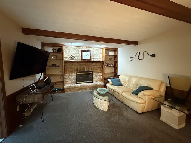 5825 COBBLESTONE Drive, Erie, PA 16509