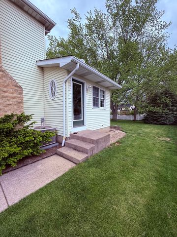 5825 COBBLESTONE Drive, Erie, PA 16509