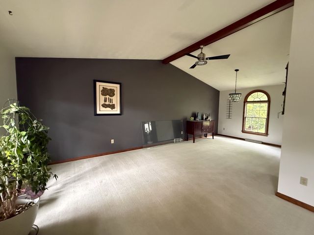 5825 COBBLESTONE Drive, Erie, PA 16509