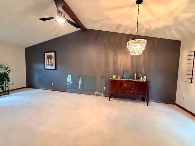 5825 COBBLESTONE Drive, Erie, PA 16509