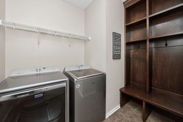 1441 S 95th Street, West Des Moines, IA 50266