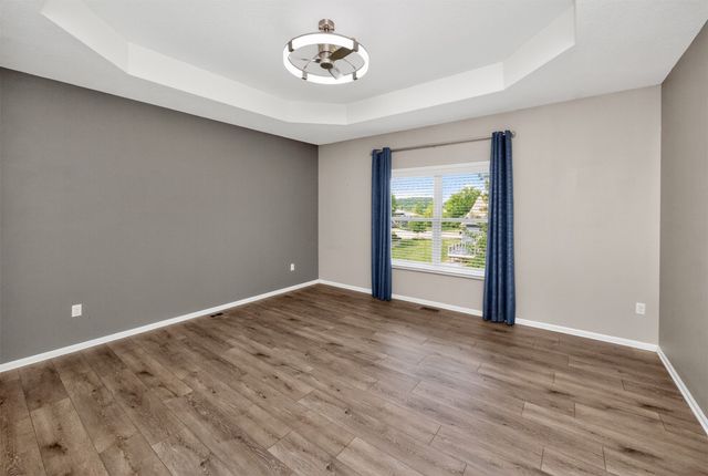 1441 S 95th Street, West Des Moines, IA 50266