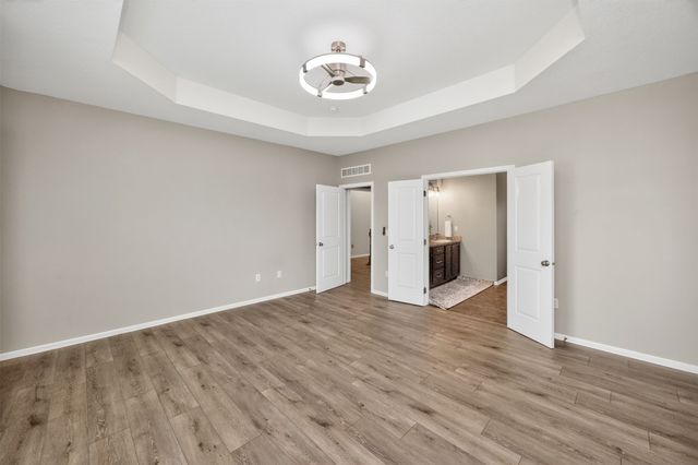 1441 S 95th Street, West Des Moines, IA 50266