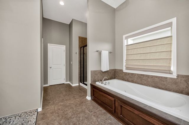 1441 S 95th Street, West Des Moines, IA 50266
