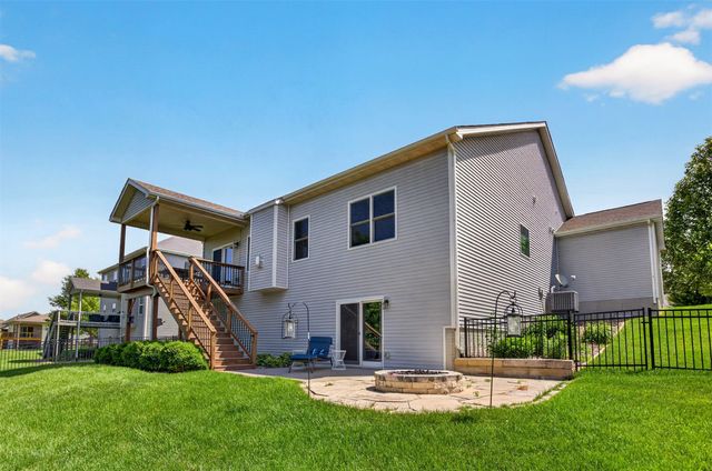 1441 S 95th Street, West Des Moines, IA 50266