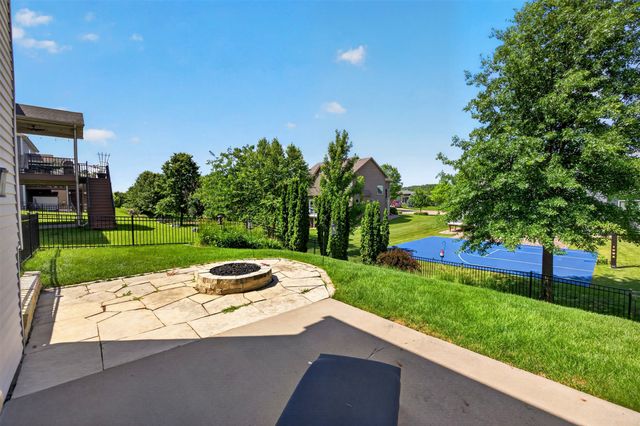 1441 S 95th Street, West Des Moines, IA 50266