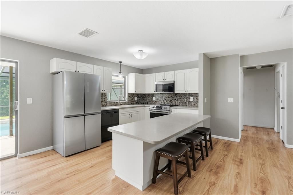 28265 Morningside DR, PUNTA GORDA, FL 33955 — photo 2